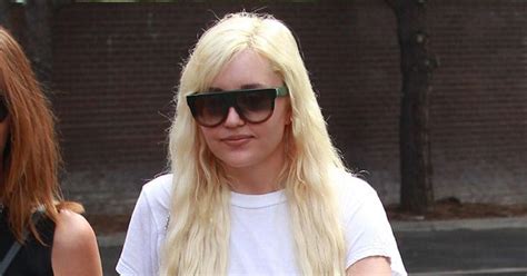 amanda bynes reportedly back together with ex fiancé