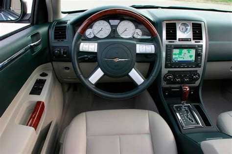 2010 Chrysler 300c Interior Teased During Jeep Presentation At Ny