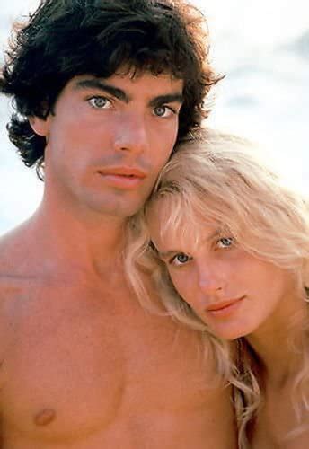 SUMMER LOVERS PETER GALLAGHER SEXY BARECHESTED 8X10 PHOTO D7101 At