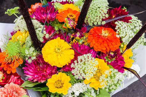Fresh flowers add that special touch to any spring or summer space. How to Make Your Fresh Cut Flowers Last Longer | Thrifty ...