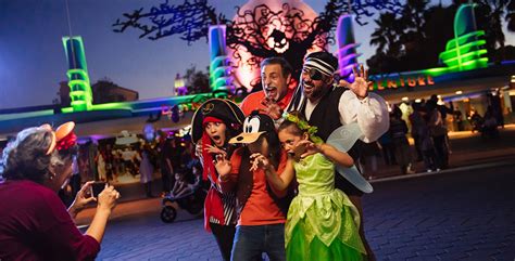 1180w 600h072619halloween At Disney Parks And Resorts D23