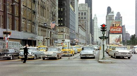 Are you likely to find a spot? A PHOTO - CHICAGO - MICHIGAN AVE - LOOKING N GROUND LEVEL ...