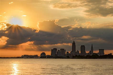 Sunrise This Morning In Cleveland Haaaaazy Rcleveland