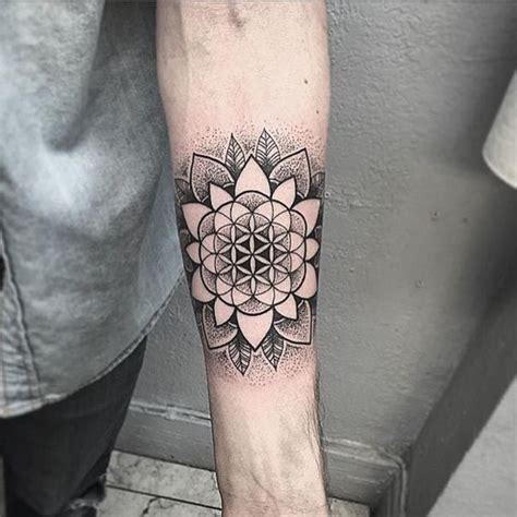 Pin De Eve Bernotaite En Tattoos Flor De La Vida Tatuaje Mandala