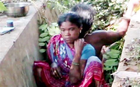 Tribal Woman Gives Birth In Drain After Doctor Refuse Admission My Sambalpur