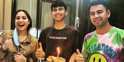 Sayangnya, raffi ahmad tak akan merayakan ulang tahunnya tersebut bersama gigi dan rafathar. 8 Potret Kejutan Ulang Tahun Dimas Ramadhan, Didoakan ...