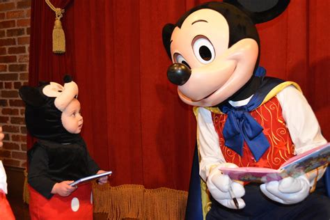 Tap the face gallery tab. Top Six Meet and Greets in the Magic Kingdom