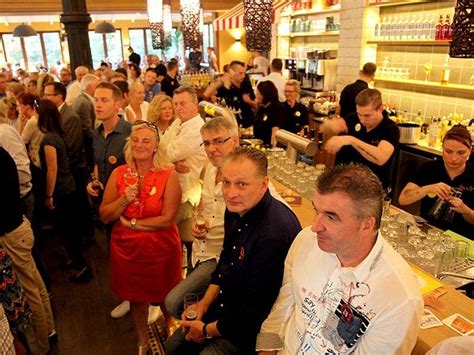Sie möchten ihren geburtstag feiern, suchen für ihr unternehmen eine ideale location, möchten auf ein erfolgreiches. Gasthaus der Generationen - das Café del Sol hat eröffnet ...