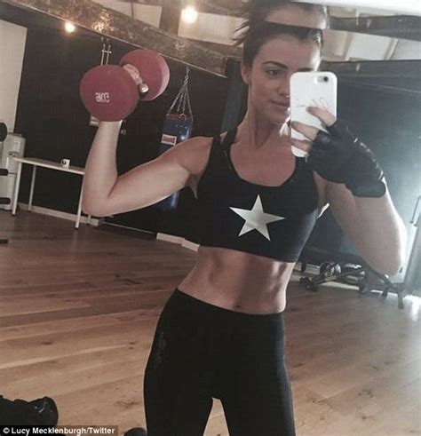 Lucy Mecklenburgh Unveils Toned Tummy In Gym Selfie Before Being Stood Up By Friend Daily Mail