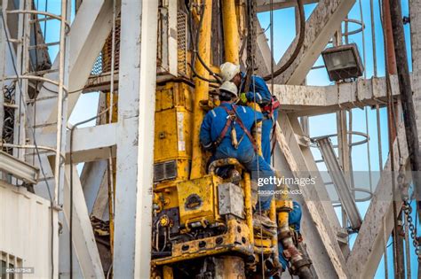 Drilling Rig Workers High Res Stock Photo Getty Images