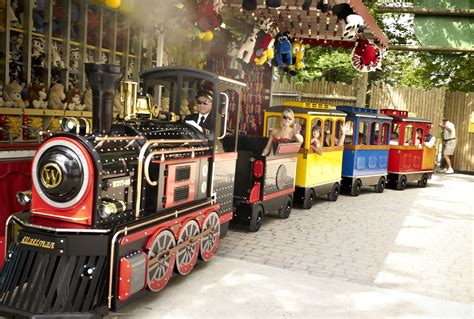 West Edmonton, AB - Trackless Train Rides - Locomotives Group Of