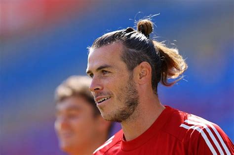 Gareth bale, 31, from wales tottenham hotspur, since 2020 right winger market value: Reports: Tottenham Hotspur to make Gareth Bale the highest ...
