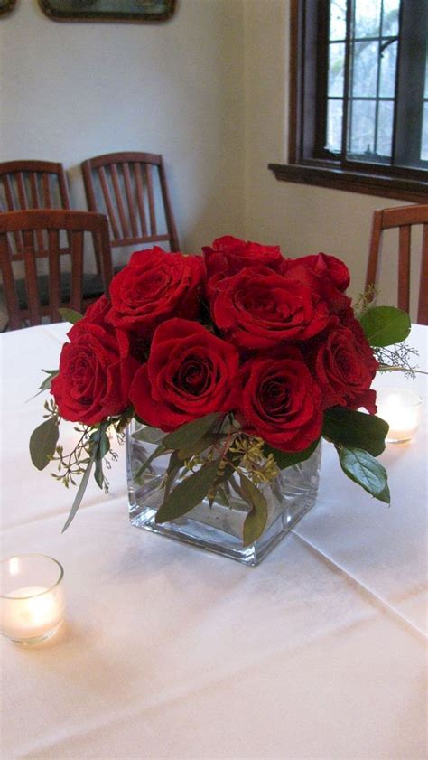 20 Beautiful Rose Arrangement Ideas For Valentines Day Red Centerpieces Red Roses