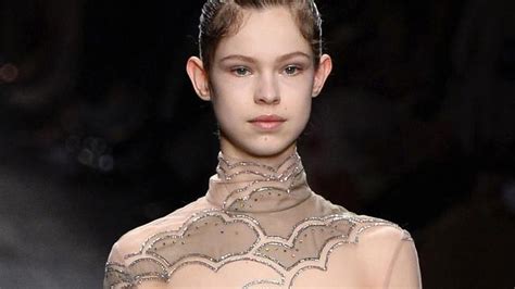 Paris Fashion Week Very Babe Model With Exposed Nipples Causes
