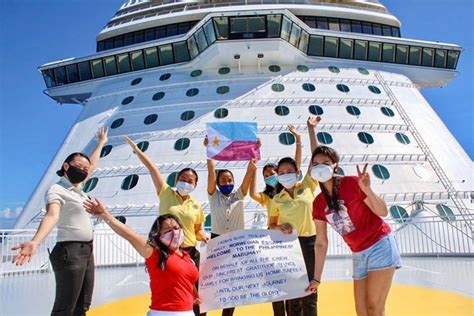 Over 325K Overseas Filipino Workers Repatriated In 2020 | Crew Center