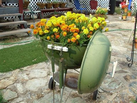 Unique Flower Pots Craft