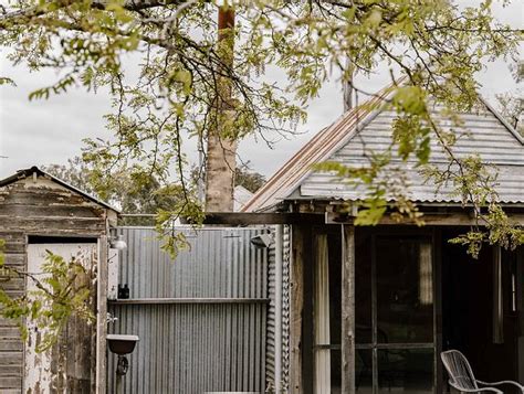 The Mud Hut Cabin For Rent In Jugiong Country Nsw Nsw Au Riparide