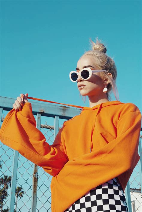 Check spelling or type a new query. Pin on Photoshoot ideas