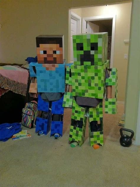 These Two Kiddos Will Be Rocking Homemade Minecraft Costumes Tonight