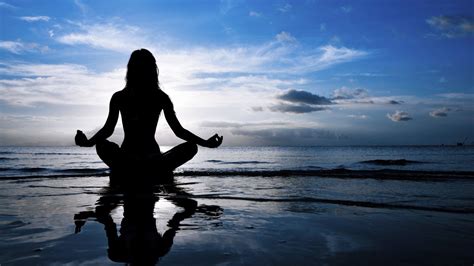 The Four Main Mental Benefits of Yoga - Goalcast