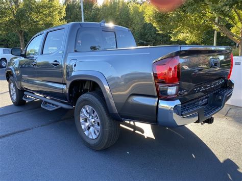 Pre Owned 2018 Toyota Tacoma Sr5 4d Double Cab In Augusta 45914 1