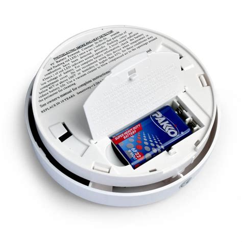 Ionization smoke alarms can produce false alarms due to cooking fumes or steam, while photoelectric detectors may sound off if they get dusty. Smoke Detector And Heat Detector，Fixed Heat Detector