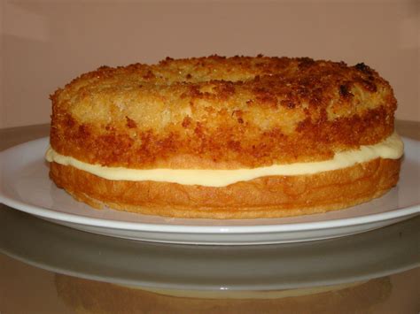 Maybe you would like to learn more about one of these? bienenstich mit kokosraspeln blechkuchen rezept