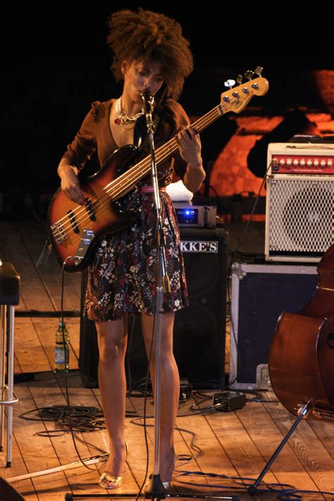 100 Best Female Bassists Spinditty