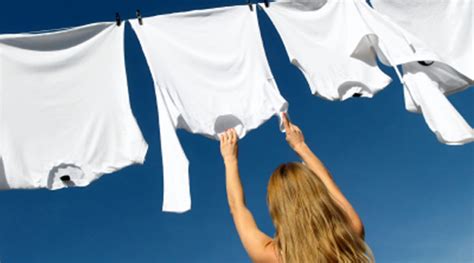 hanging the clothes decorticosis