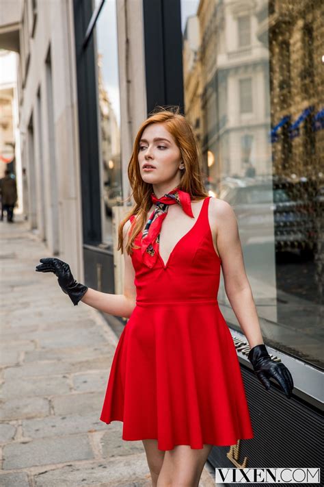 Jia Lissa Red Dress Wallpicsnet