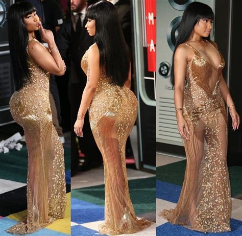Nicki Minaj Shows Off Big Booty In 15000 Dress And Pointy Toe Pumps