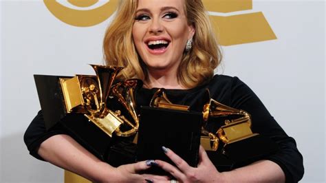Sechs Trophäen Gewonnen Adele Ist Die Abräumerin Der Grammys