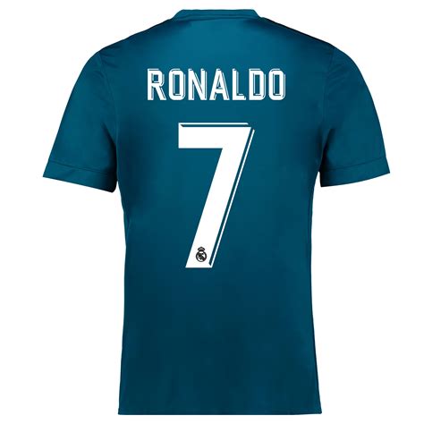 Real Madrid Pink Kit Ronaldo The Real Madrid Pink Kit Gets The