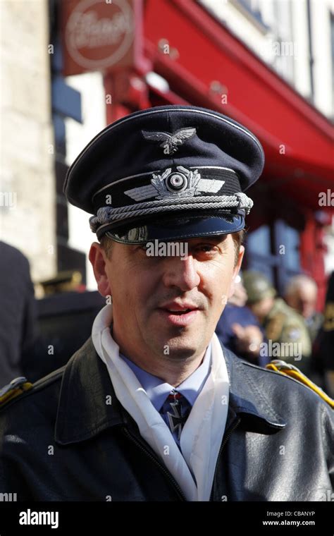 Nazi Officer Hi Res Stock Photography And Images Alamy