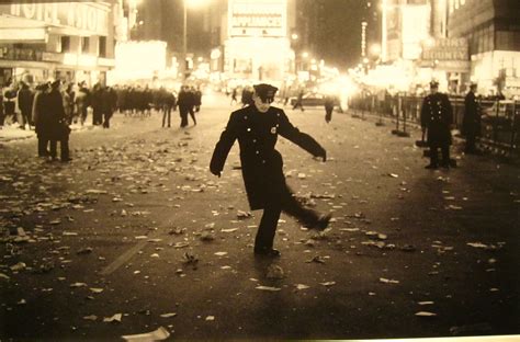 Joel Meyerowitz Times Square Уличная фотография Черно белая