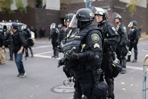 Police In Heavy Riot Gear During Civil Disturbance Editorial Stock Image Image Of Civil