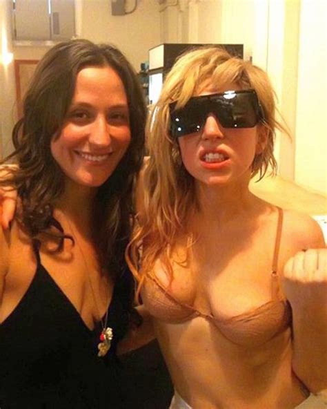 Thumbs Pro Celebmujeres Lady Gaga Stefani Joanne Angelina Germanotta