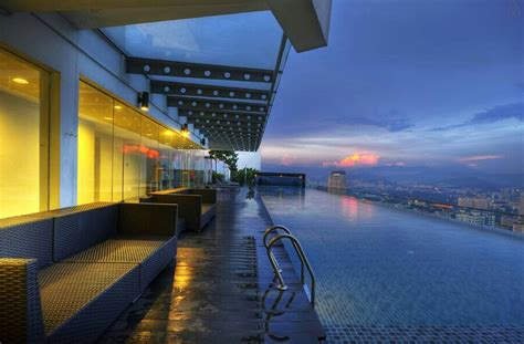 Airbnb apartment Kuala Lumpur  Get a $40 Airbnb coupon!