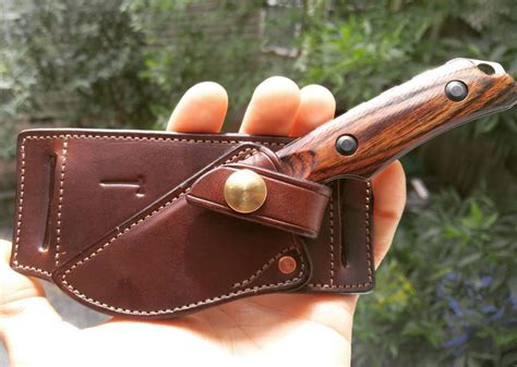 Custom rh vertical knife sheath that fits a buck 317 or buck 110 knife. Pin on Trabajo con cuero