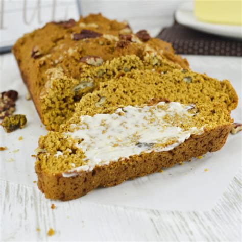 Healthy Pumpkin Pecan Bread