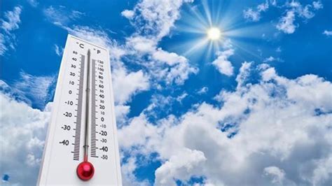 درجة الحرارة في الرياض تاريخ 4 رمضان 30/5/2017 وصلت الى 51 درجة مئوية. درجة الحرارة داخل السعودية اليوم وفي الرياض ومناطق آخري ...