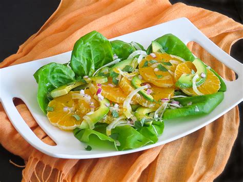Vigorously shake dressing to mix and then quickly pour over salad. Orange, Avocado & Fennel Salad