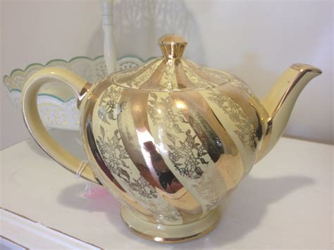 Vintage Tea Pot Vintagedoodahs