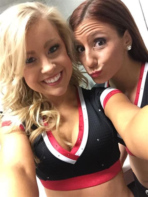 Pro Cheerleader Heaven The Baltimore Blast Cheerleaders Make A Cheer Selfie Saturday Appearance