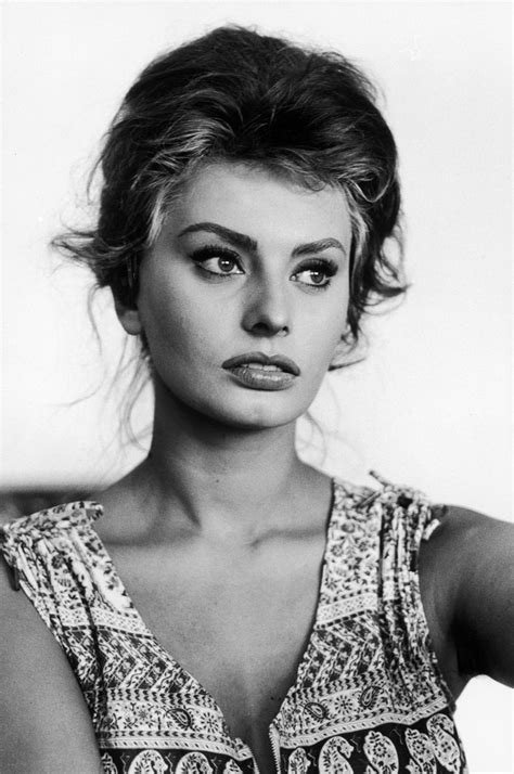 Anna Seleznevas Beauty Rules The Zoe Report Sophia Loren Images
