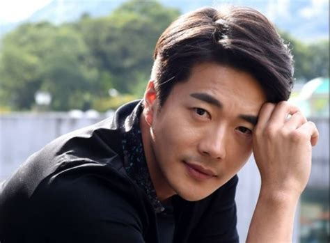 Kwon Sang Woo Workout 2022 Heres How Pirates 2 Maintains Toned Body