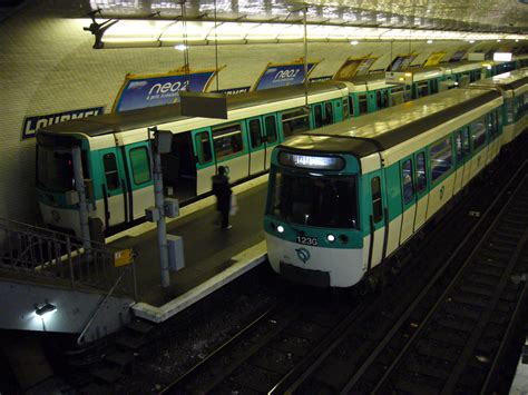 Filemetro Paris Ligne 8 Lourmel Mf 77 Wikimedia Commons