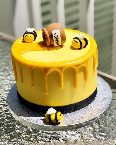 Honey Bee Happy Bee Day Cake Bee Birthday Cake Bee Cakes Honeycomb Cake
