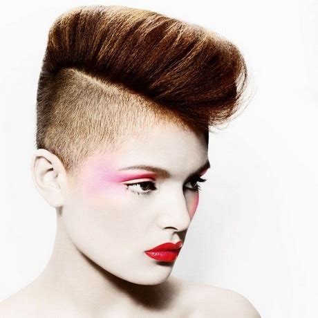 Album : Les +20 belles images de coiffure en brosse femme ...