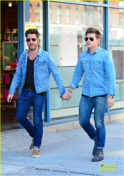 Nate Berkus And Jeremiah Brent Kiss Kiss In New York Photo 2852334